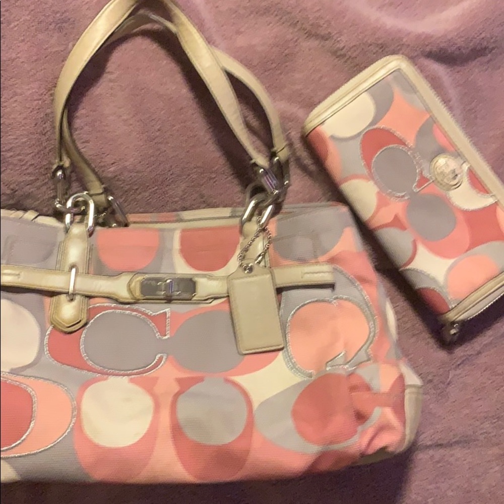Coach purse and wallet